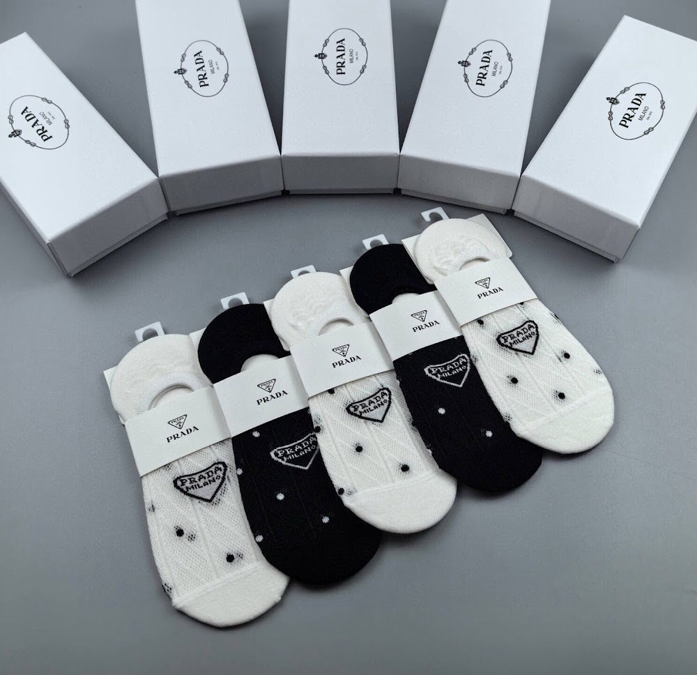 Dragons Bags Premium Luxury Socks --98509