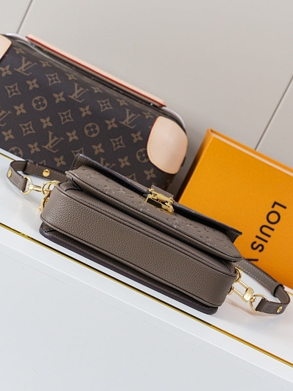 Dragons Bags ln Luxury Bag --81877