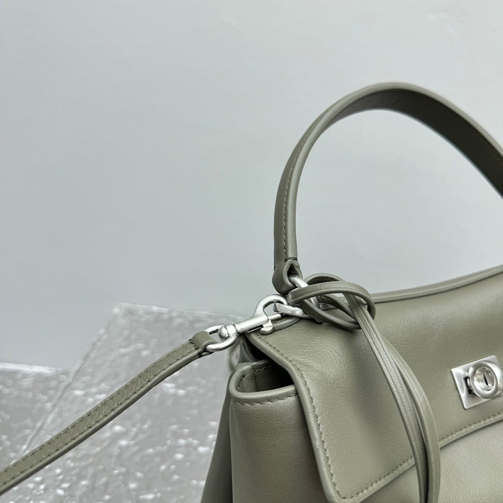 Dragons Bags Balenciaga Luxury Bag --110751