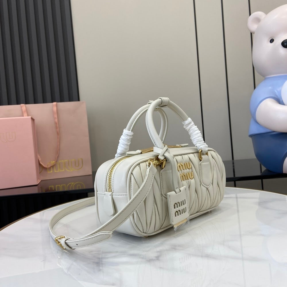 Dragons Bags Miun Miun Luxury Bag --122176