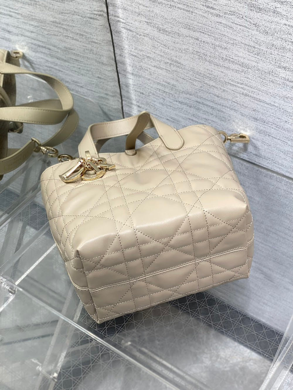 Dragons BagsDiorn Luxury Bag --115663