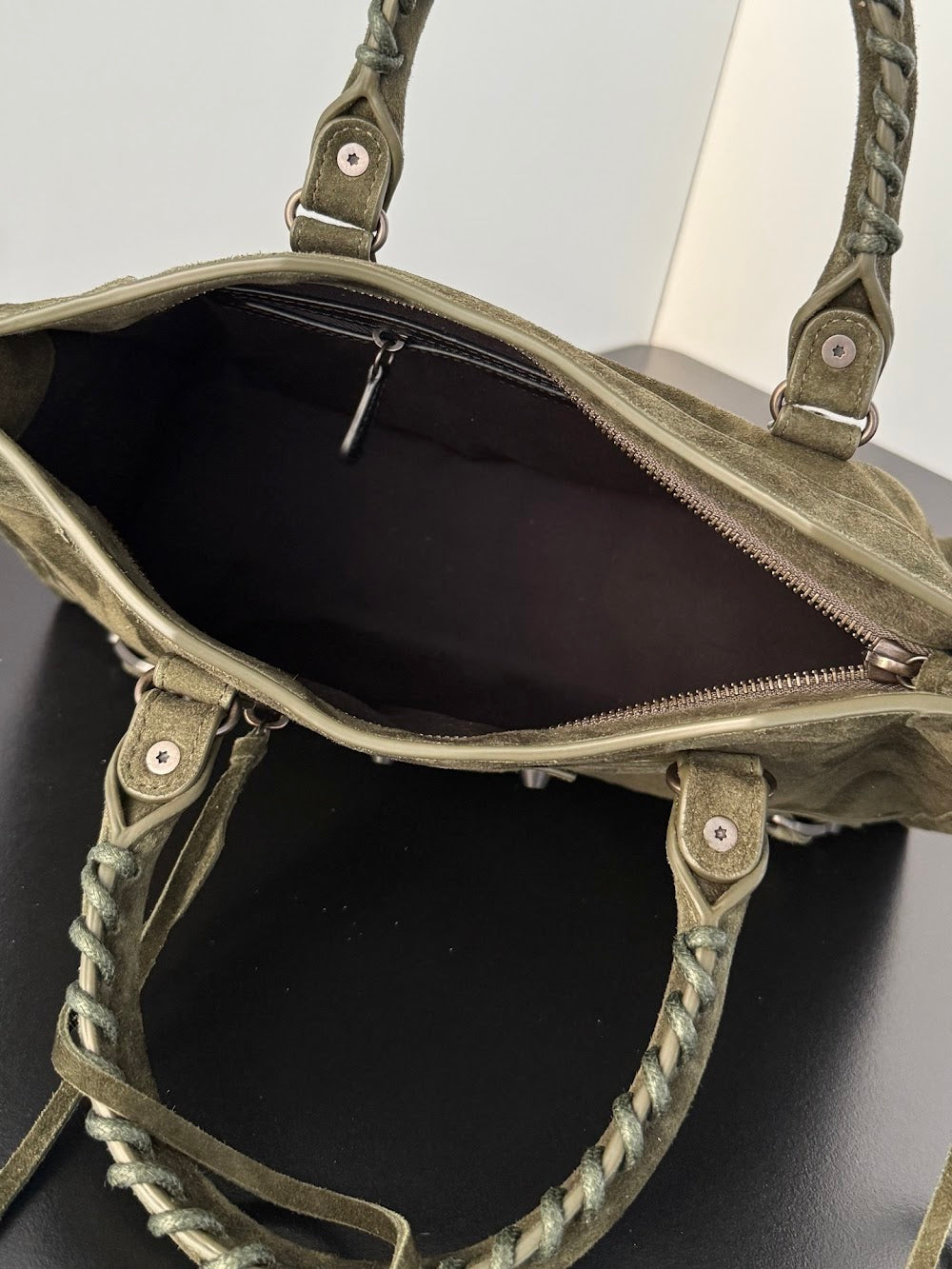 Dragons Bags Balenciaga Luxury Bag --111577