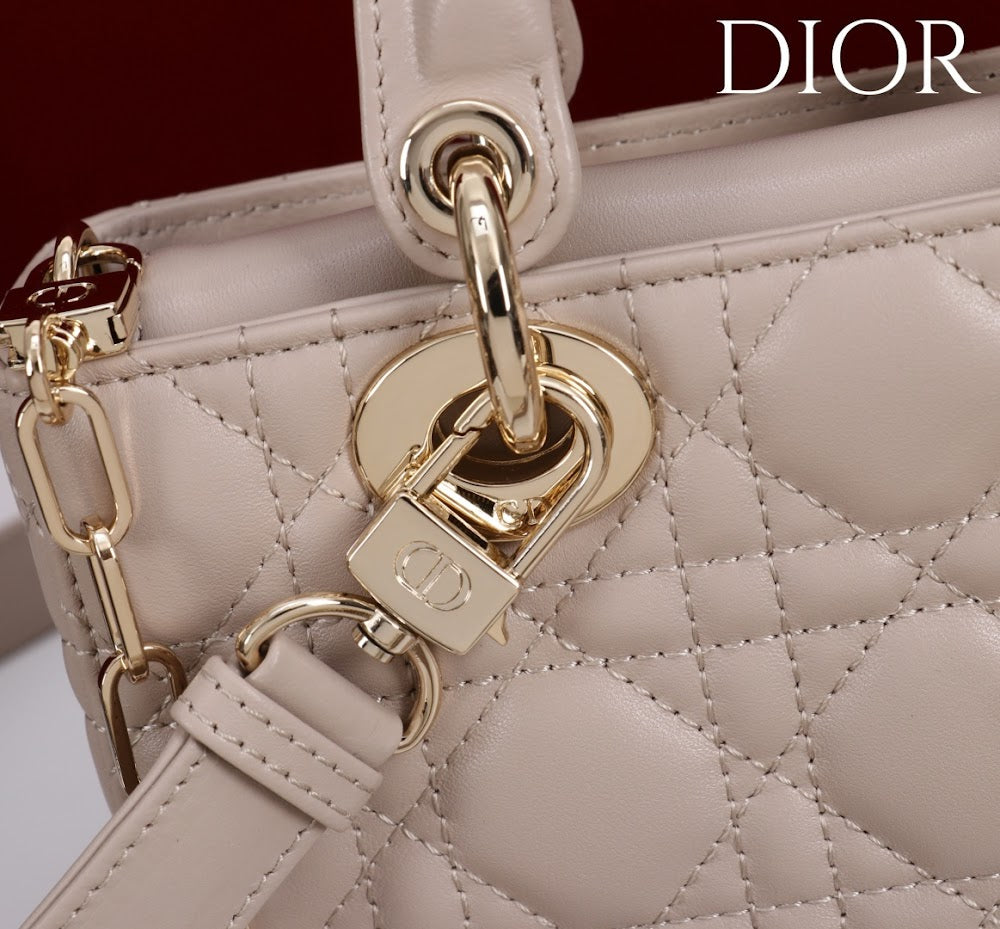 Dragons BagsDiorn Luxury Bag --115421