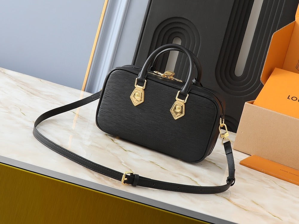 Dragons Bags ln Luxury Bag --76497