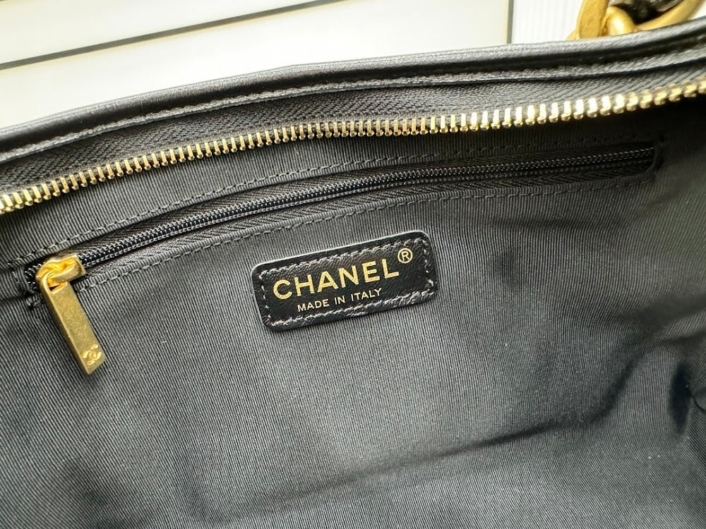 new-luxury-designer-bags-nm9394