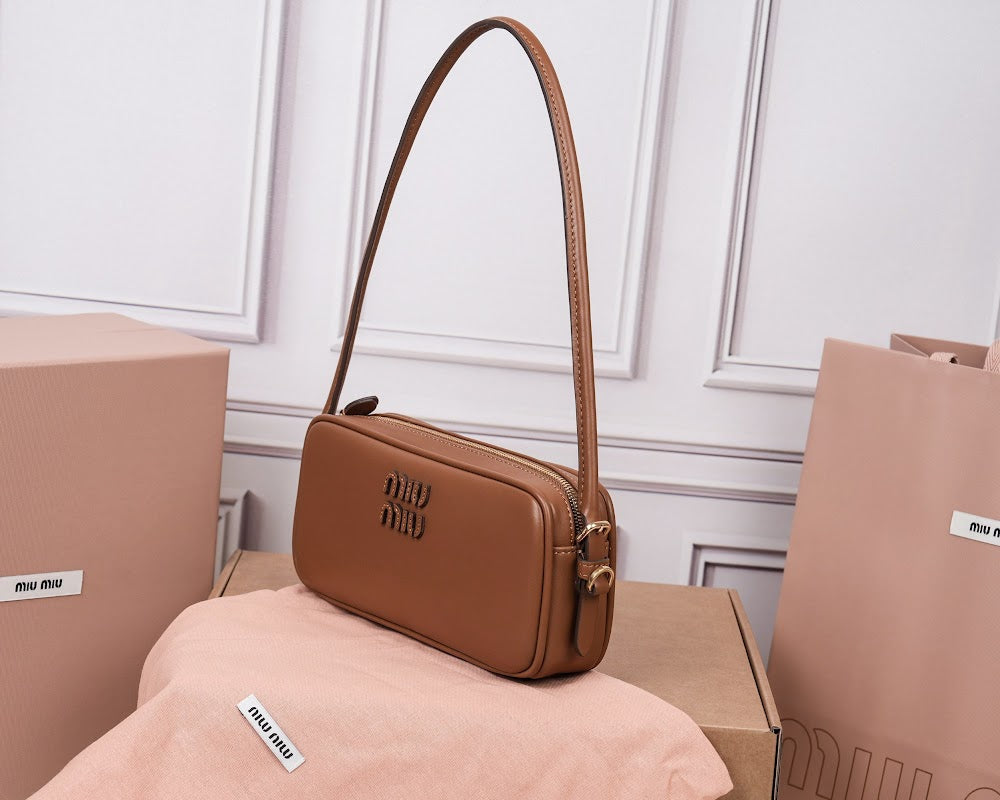 Dragons Bags Miun Miun Luxury Bag --122605