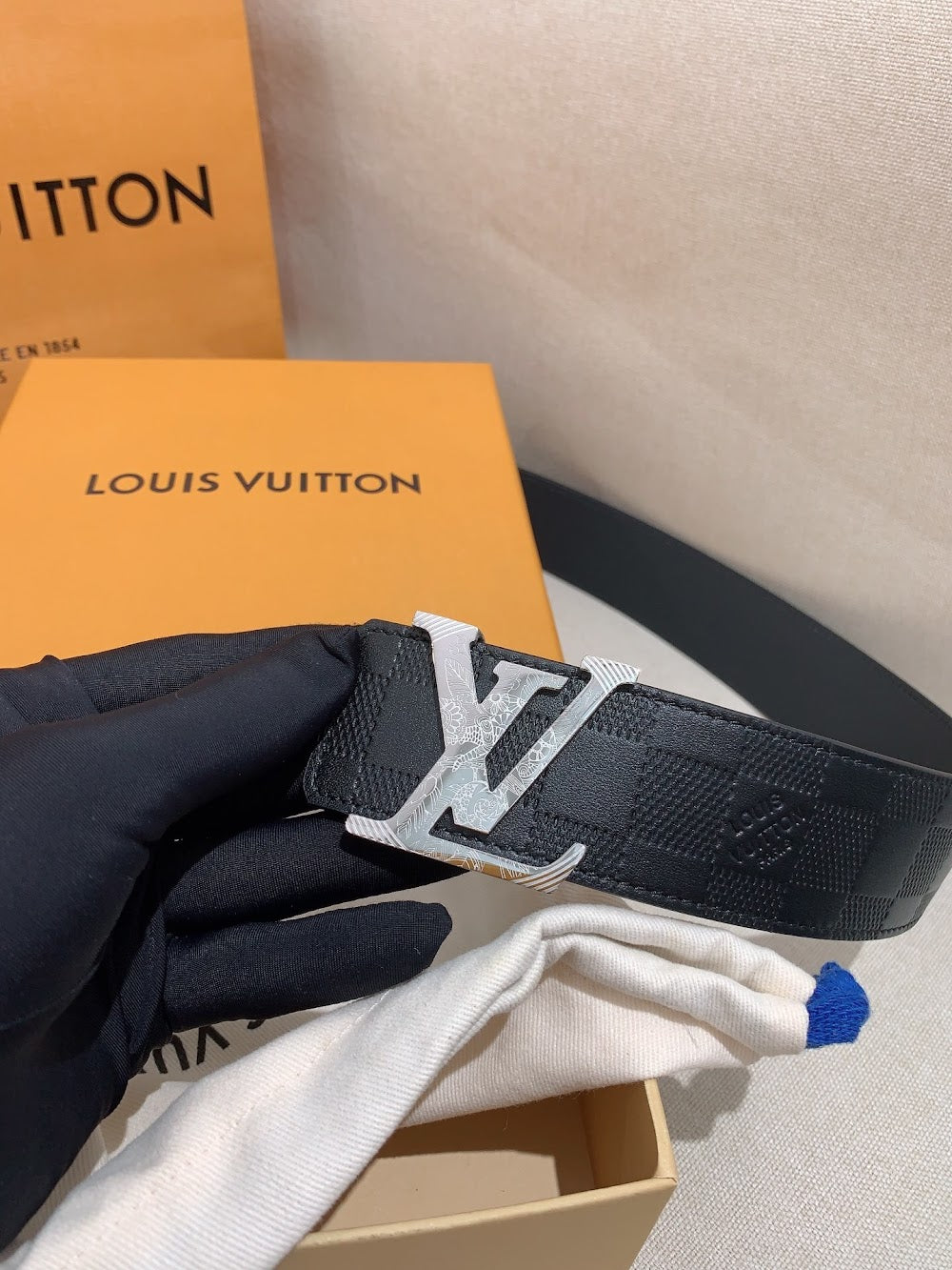 Dragons Bags ln Luxury Belt --101312