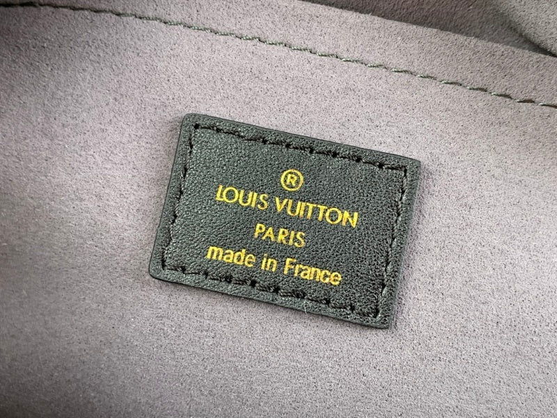 Dragons Bags ln Luxury Bag --68080