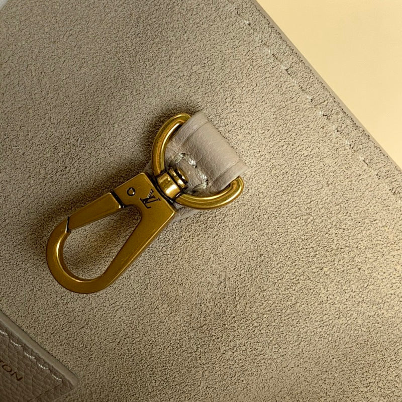Dragons Bags ln Luxury Bag --62366
