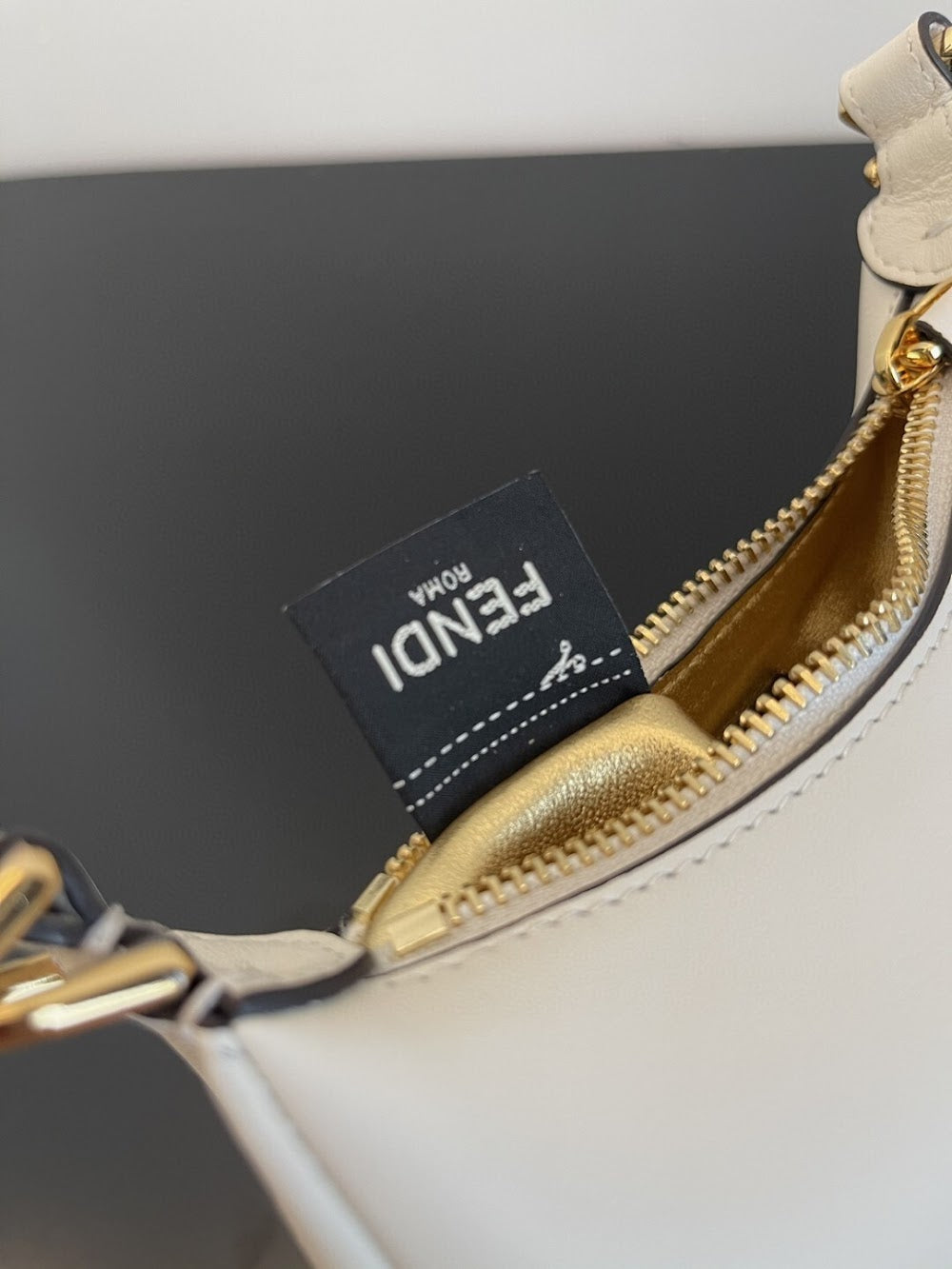 new-luxury-designer-bags-nm15257