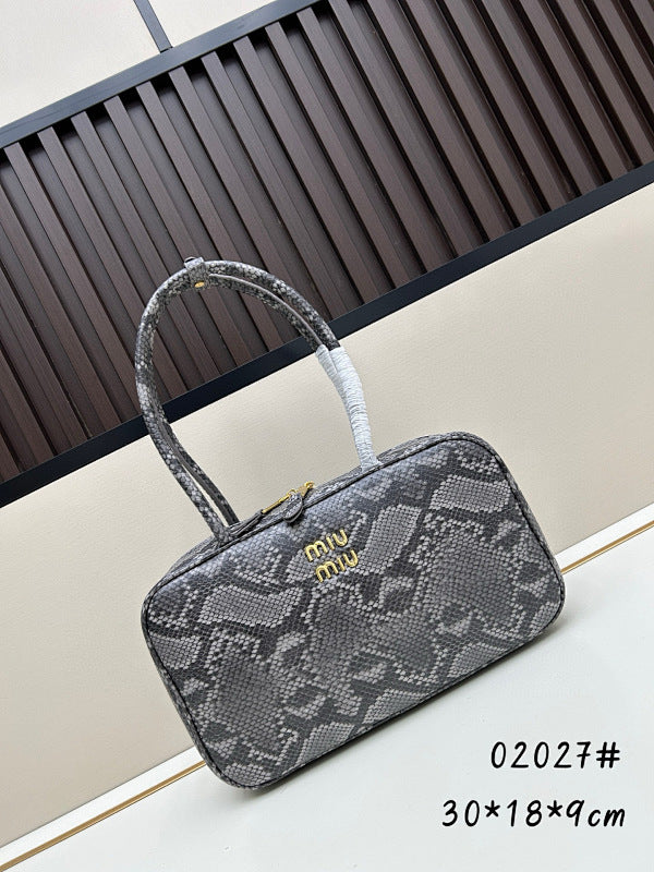 Jessica Bags pradn Luxury Bag --75381
