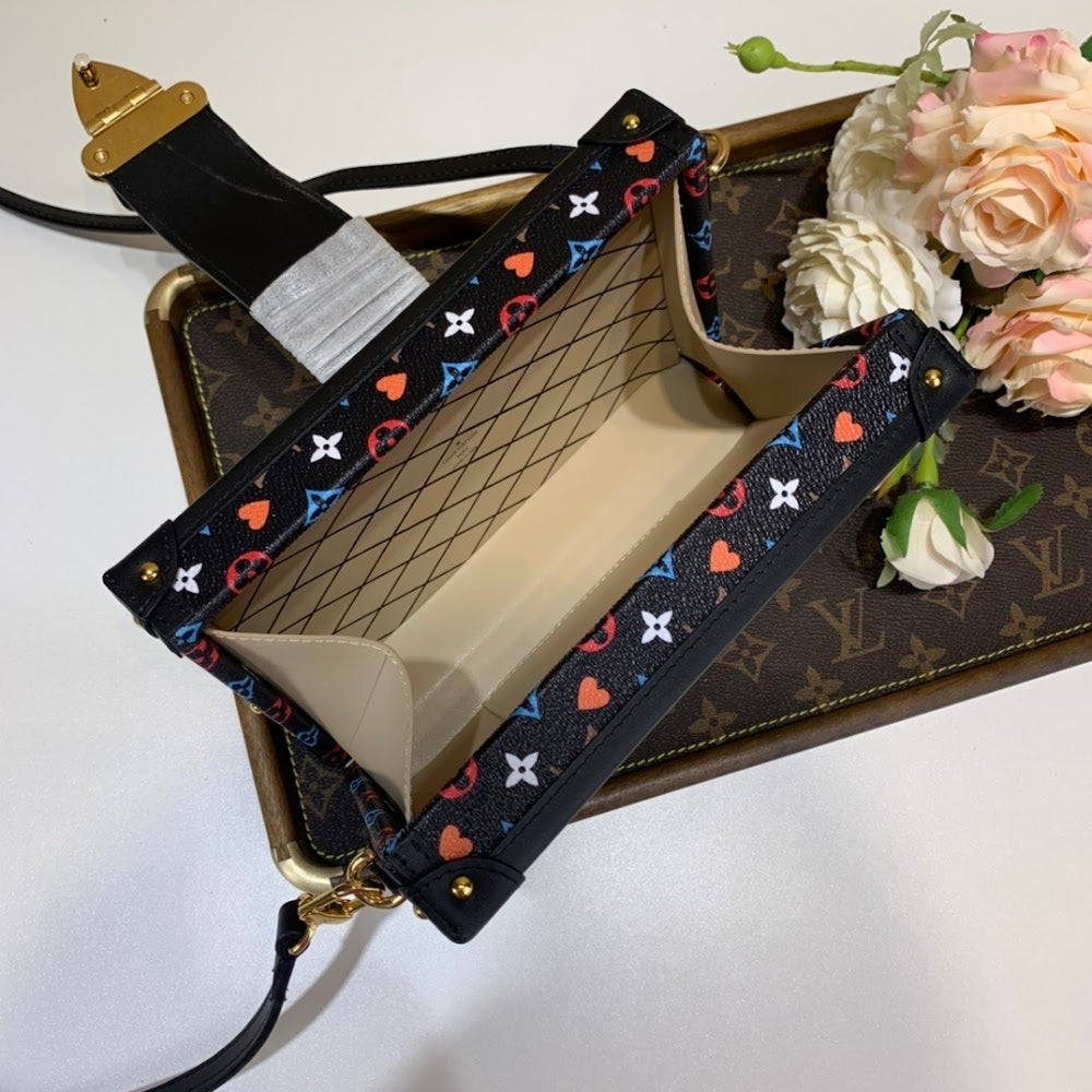 Dragons Bags ln Luxury Bag --56037