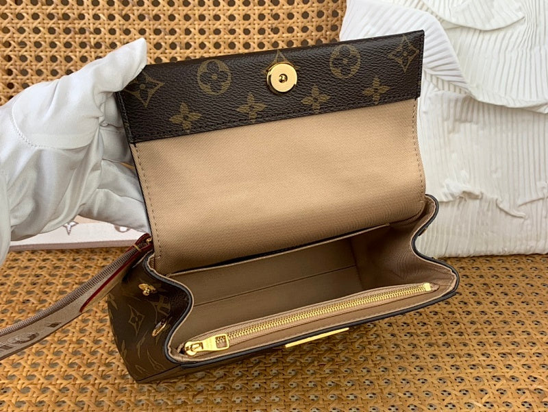 Dragons Bags ln Luxury Bag --56773