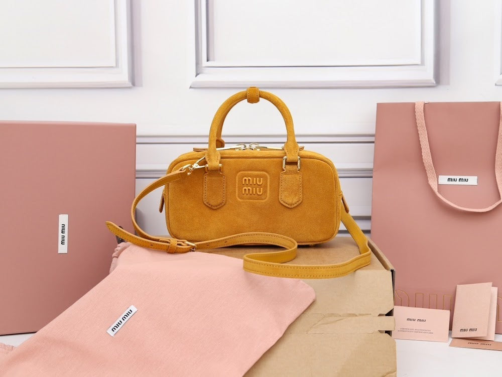 Dragons Bags Miun Miun Luxury Bag --123617