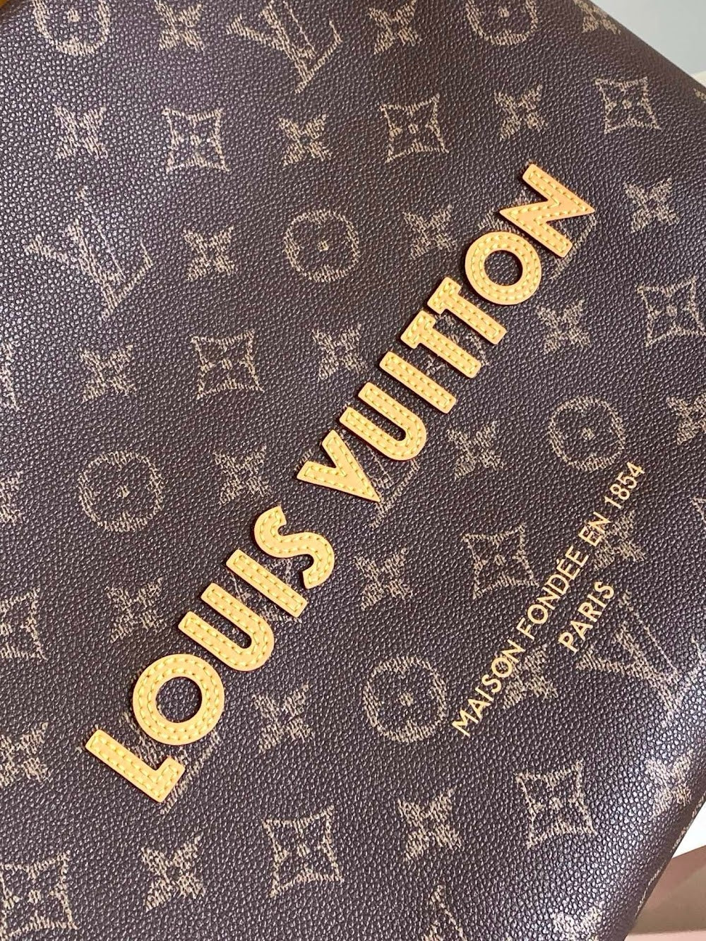 Dragons Bags ln Luxury Bag --81816