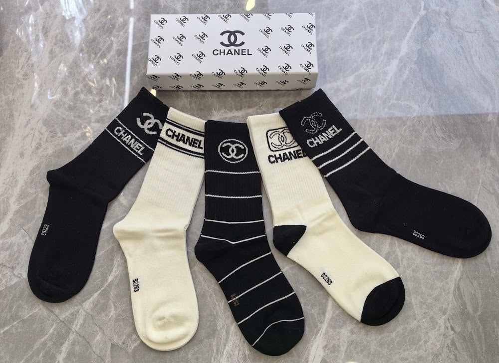 Dragons Bags Premium Luxury Socks --98419