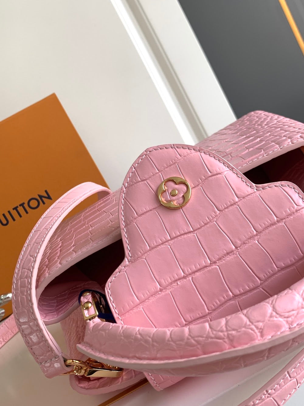 Dragons Bags ln Luxury Bag --96932