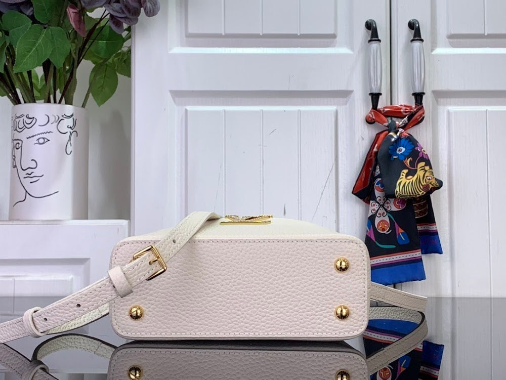 Dragons Bags ln Luxury Bag --97300
