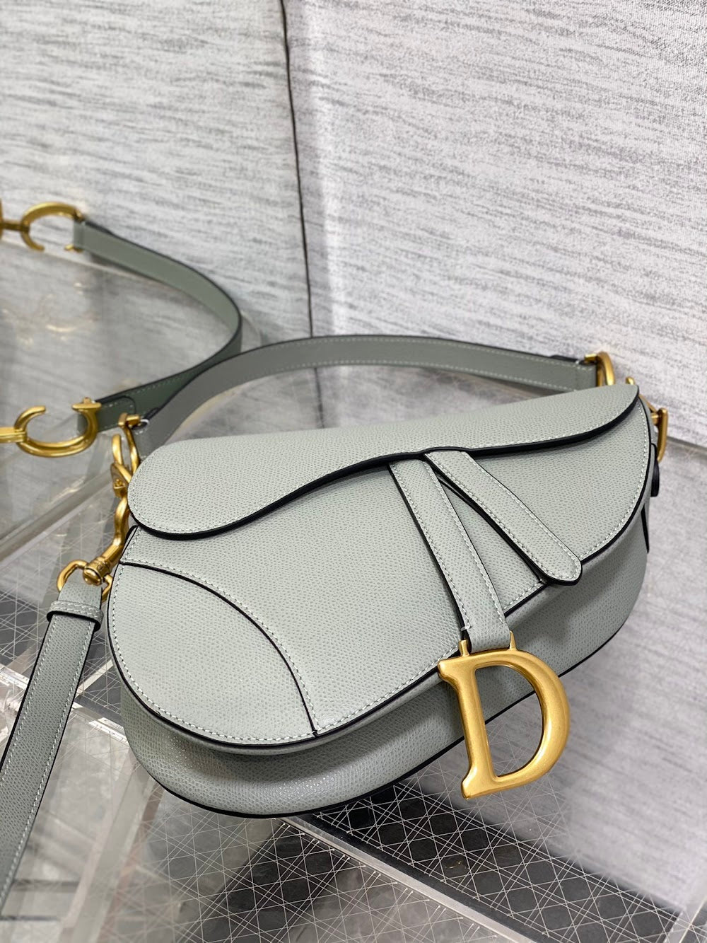 Dragons BagsDiorn Luxury Bag --115001