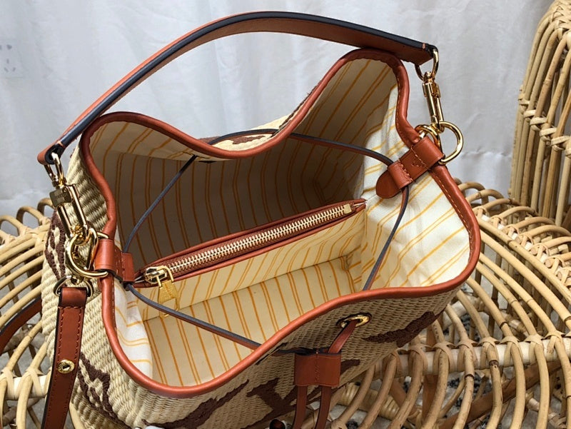 Dragons Bags ln Luxury Bag --66477