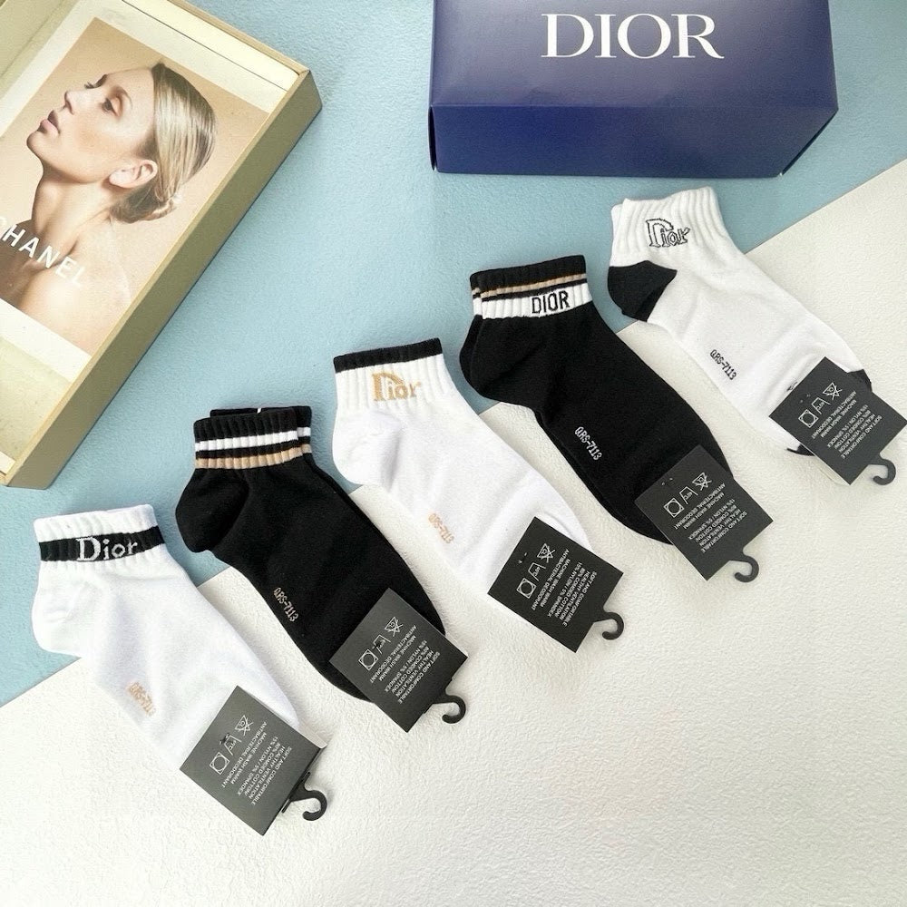 Dragons Bags Premium Luxury Socks --98708