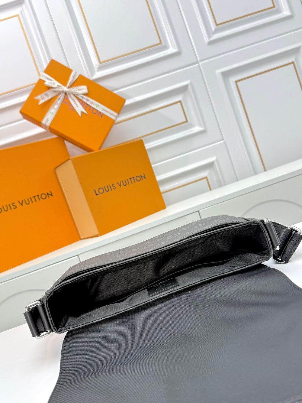 Dragons Bags ln Luxury Bag --71456