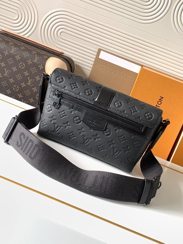 Dragons Bags ln Luxury Bag --70980