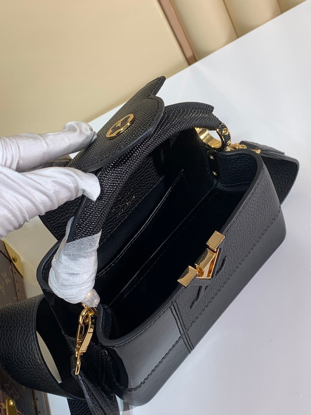 Dragons Bags ln Luxury Bag --60644