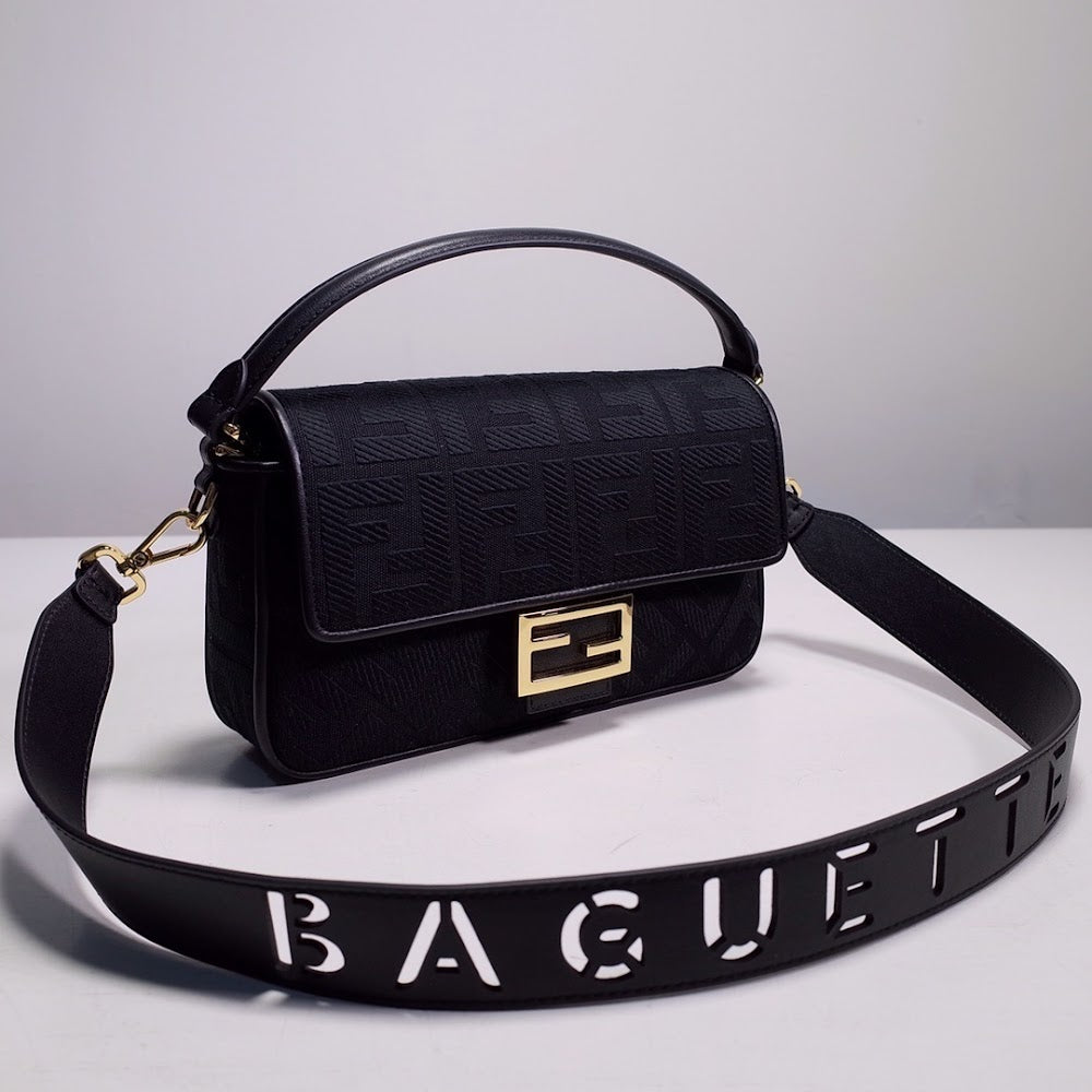 new-luxury-designer-bags-nm15287