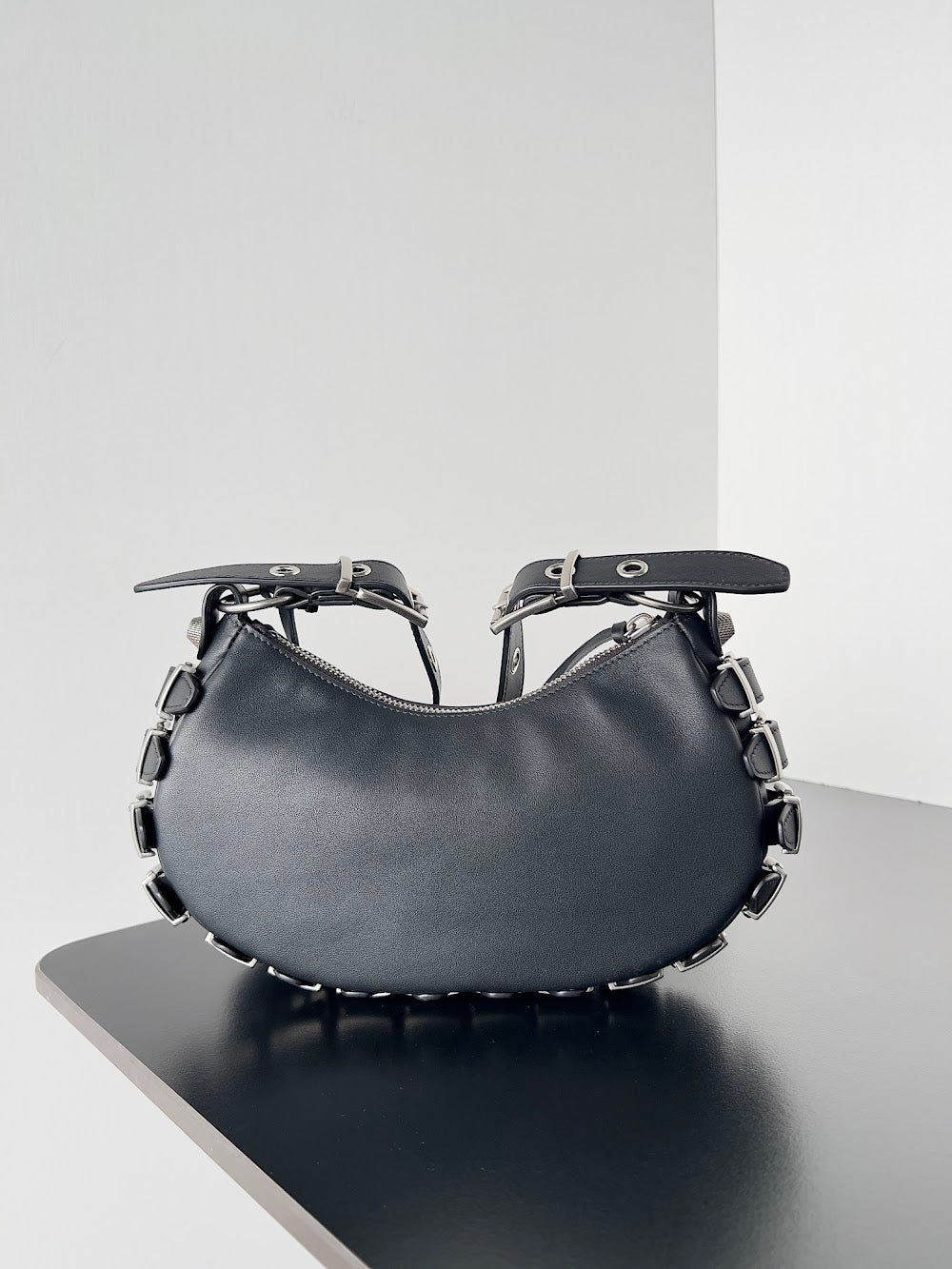 Dragons Bags Balenciaga Luxury Bag --111140