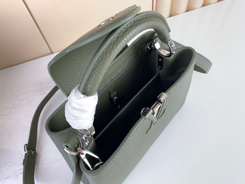 Dragons Bags ln Luxury Bag --67143