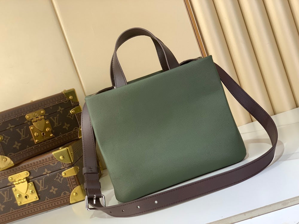 Dragons Bags ln Luxury Bag --95816