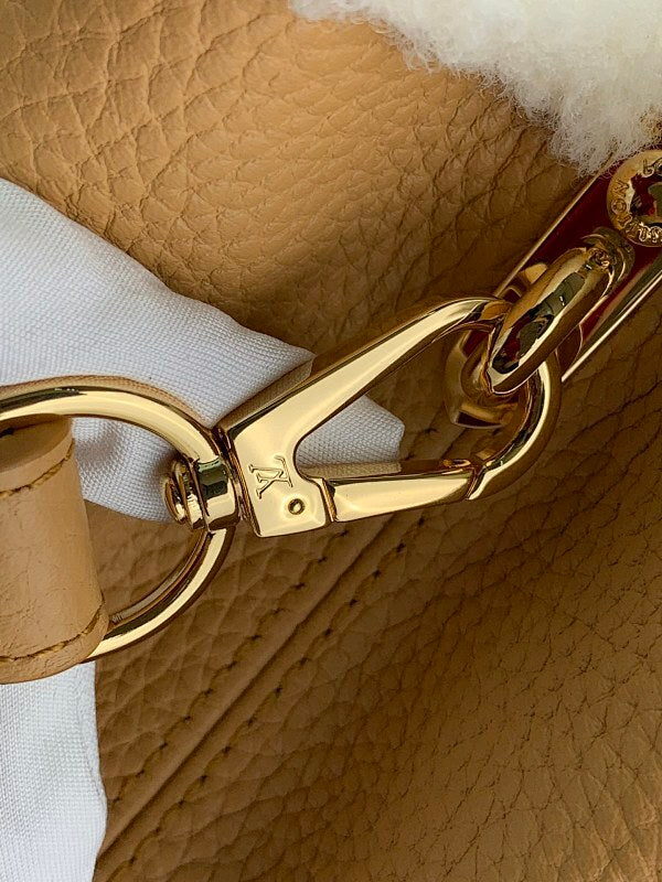 Dragons Bags ln Luxury Bag --68759