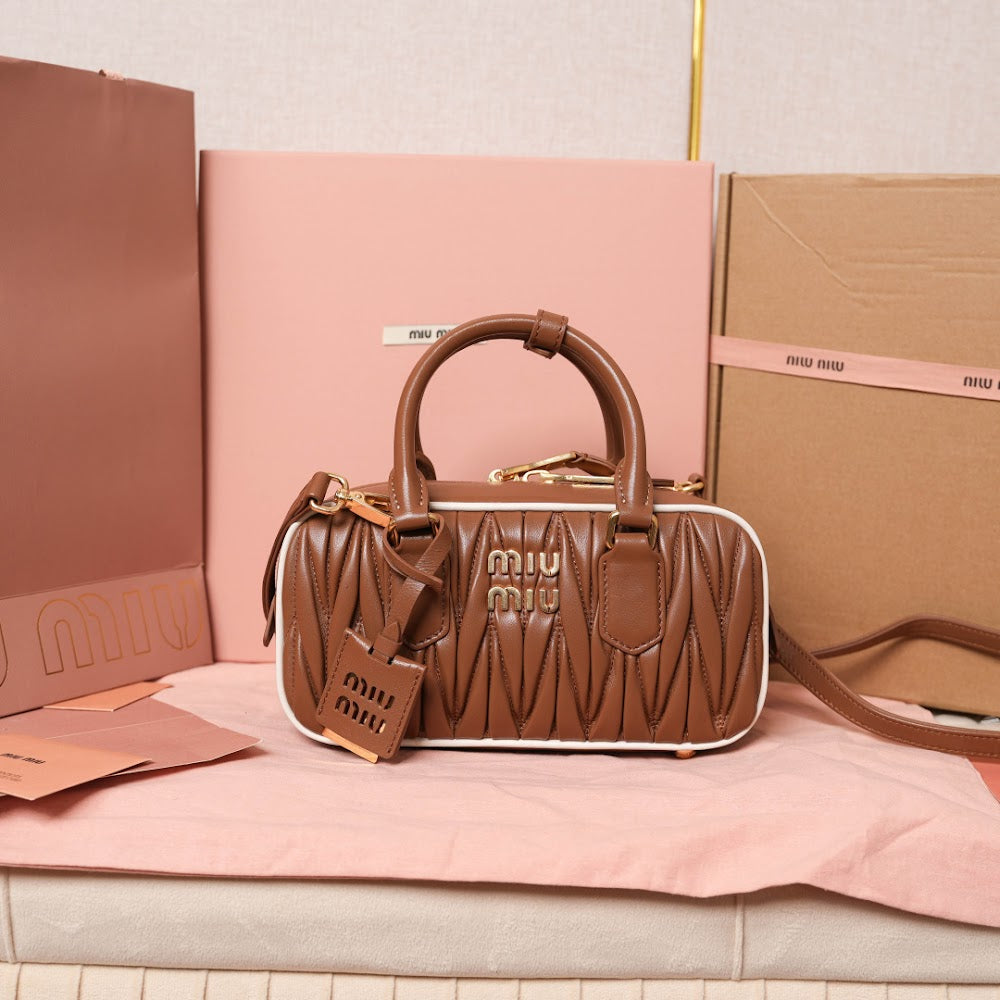 Dragons Bags Miun Miun Luxury Bag --123568