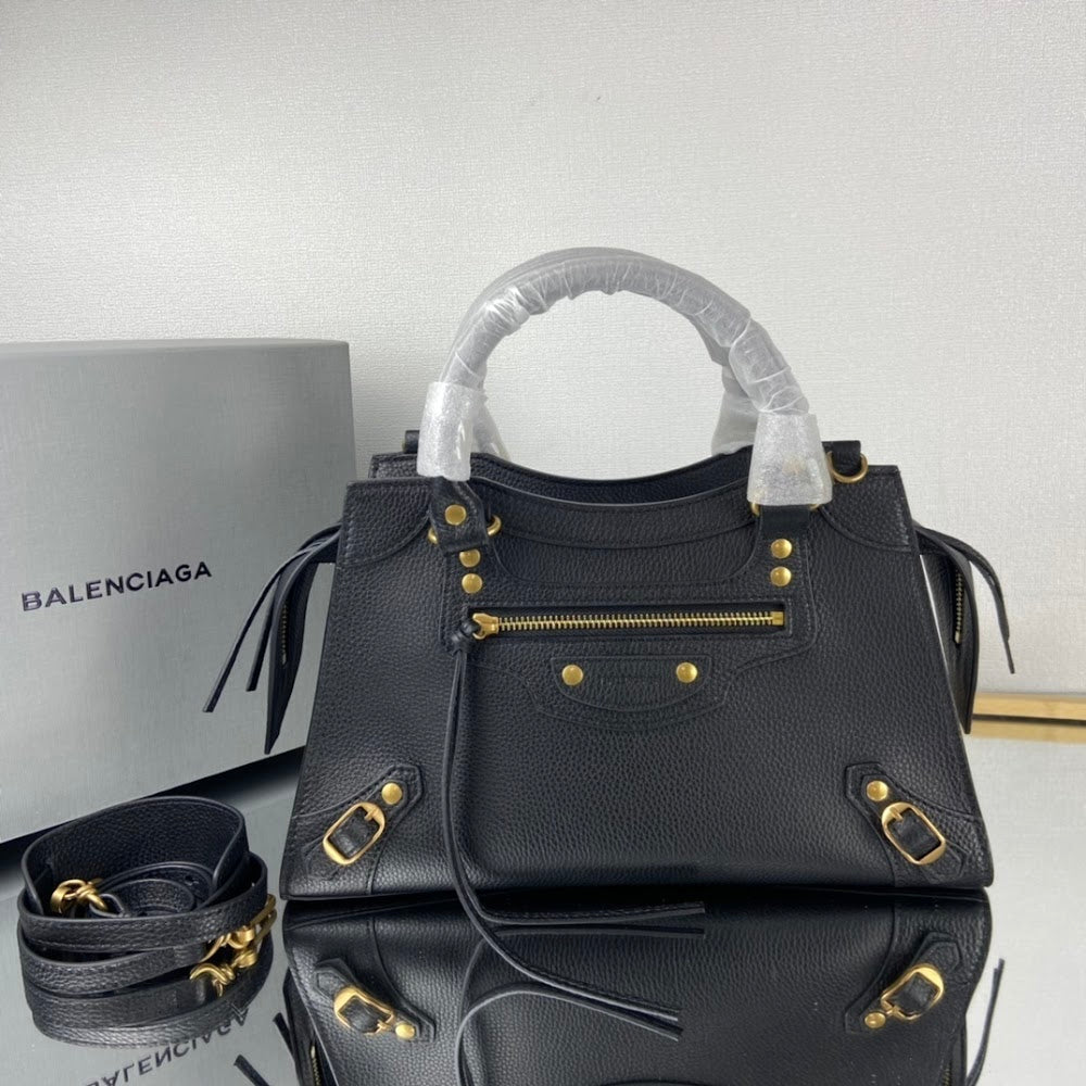 new-luxury-designer-bags-nm11150