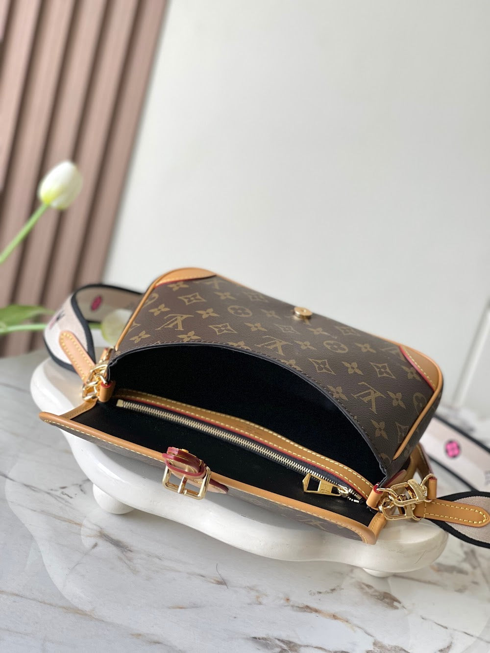 Dragons Bags LVn Luxury Bag --79397