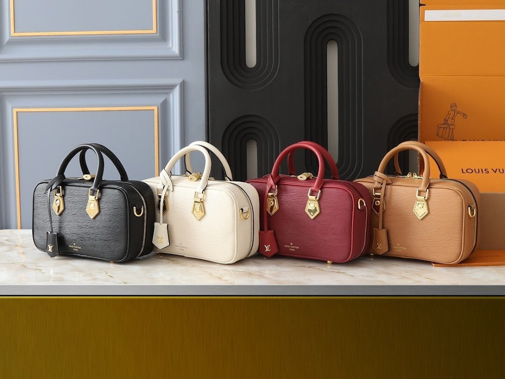 Dragons Bags ln Luxury Bag --76497