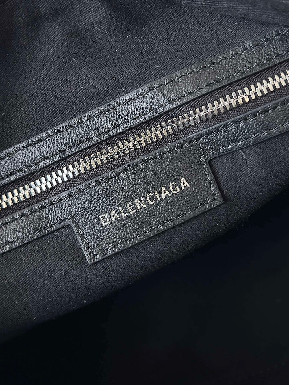 Dragons Bags Balenciaga Luxury Bag --111126