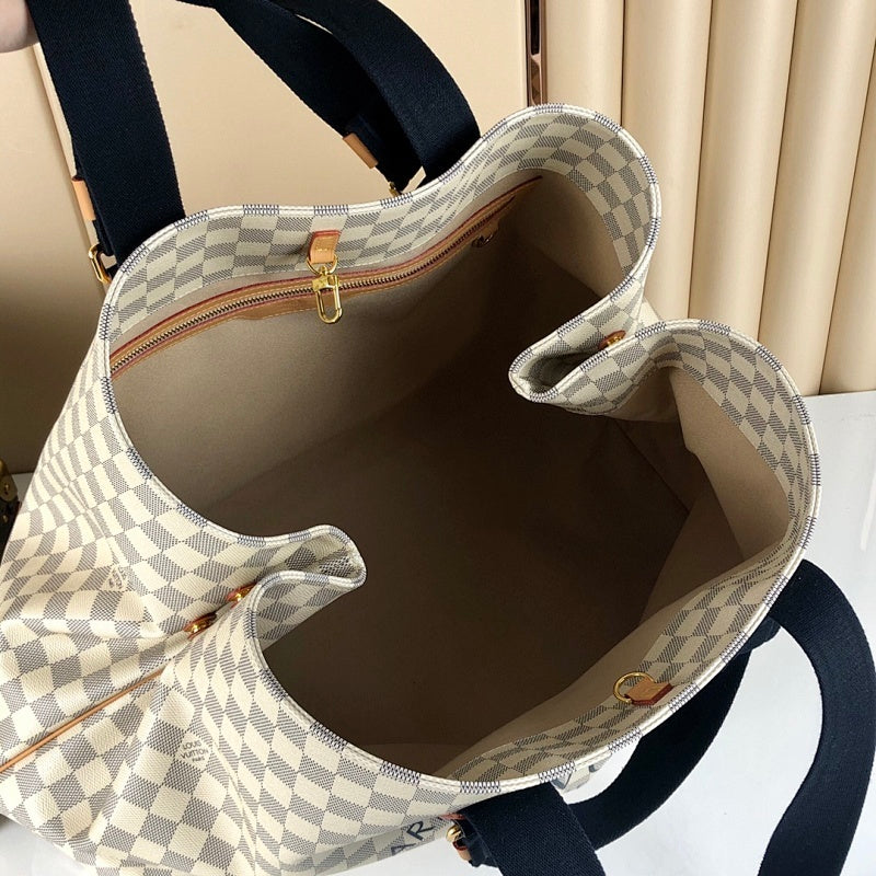 Dragons Bags ln Luxury Bag --60579