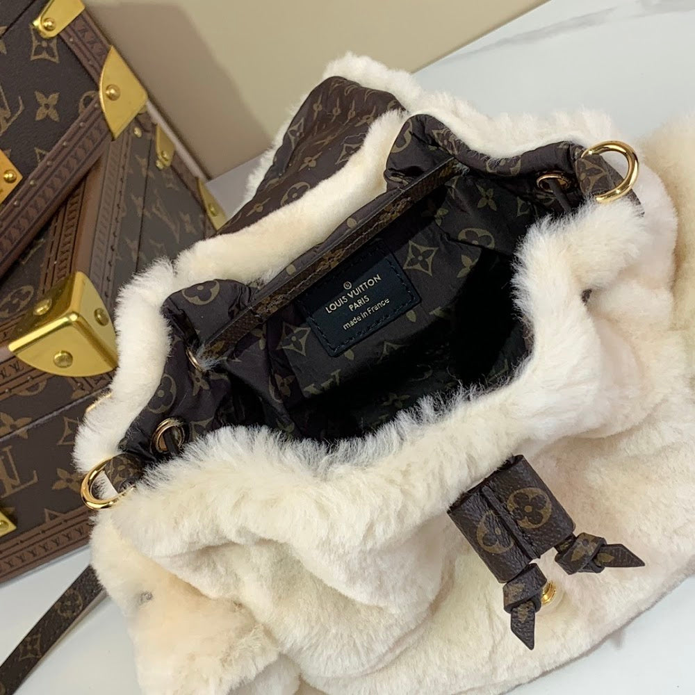 Dragons Bags ln Luxury Bag --62597