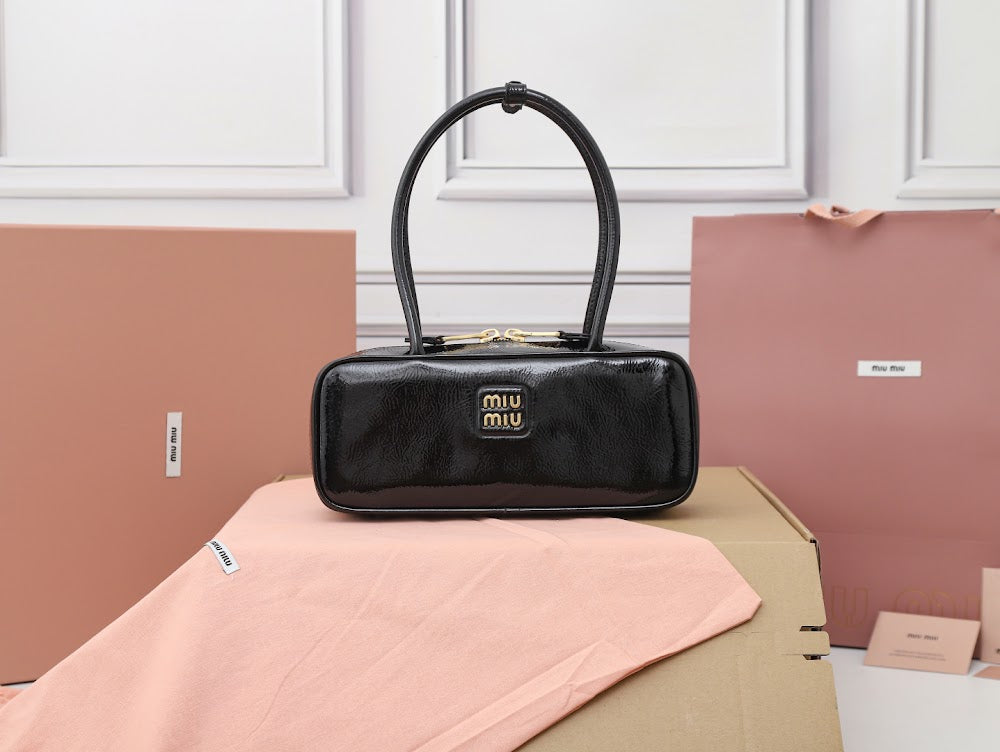 Dragons Bags Miun Miun Luxury Bag --122769