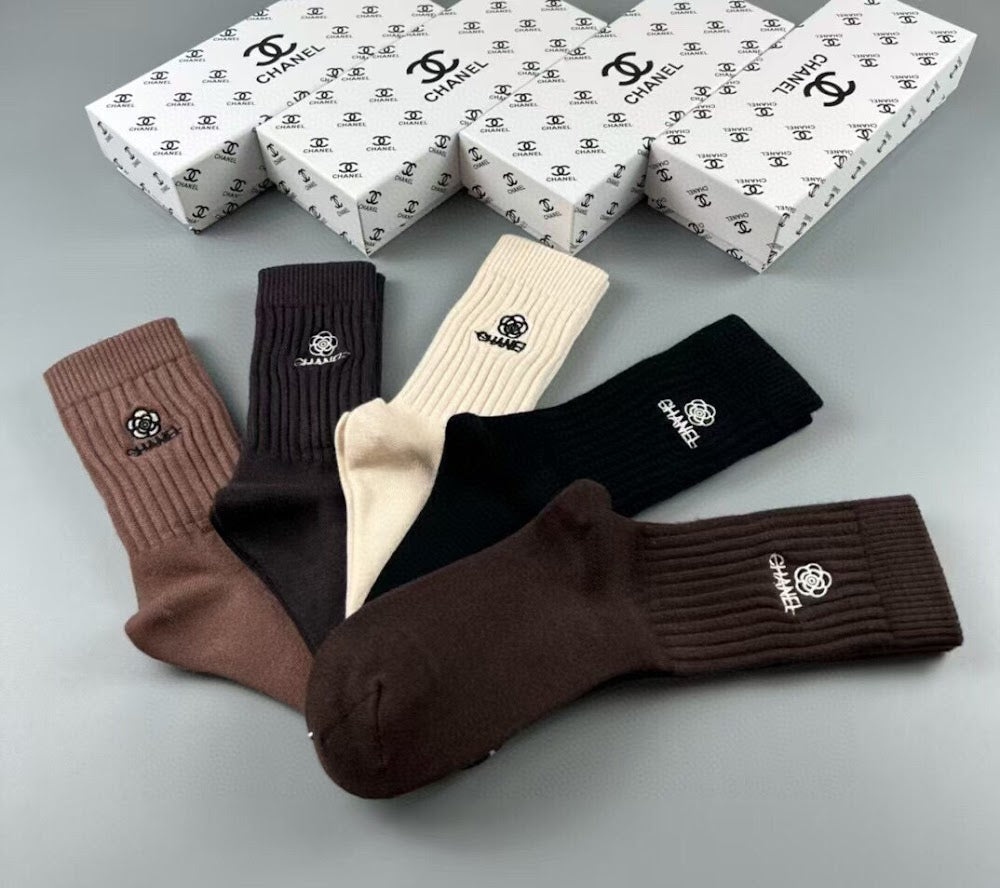 Dragons Bags Premium Luxury Socks --98048