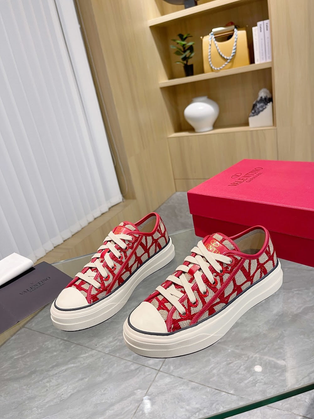 Dragons Bags Valentino Luxury Shoes --52670