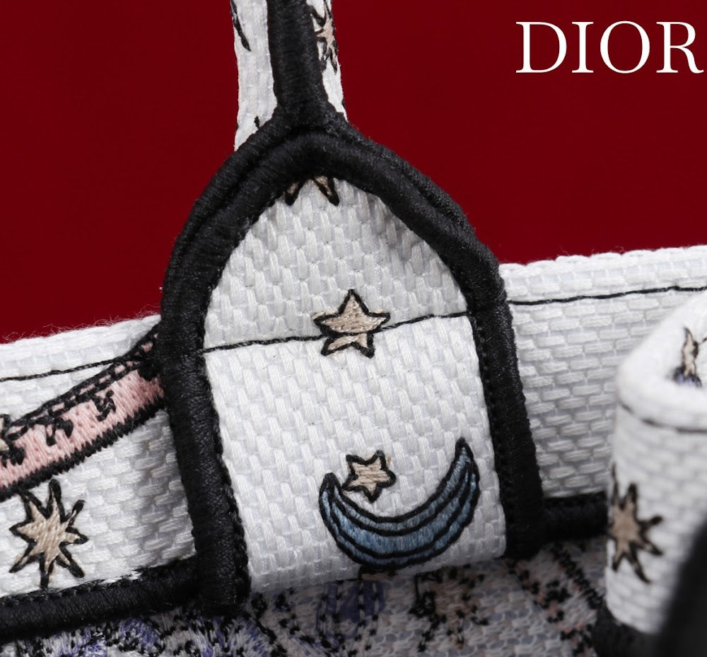 Dragons BagsDiorn Luxury Bag --116164