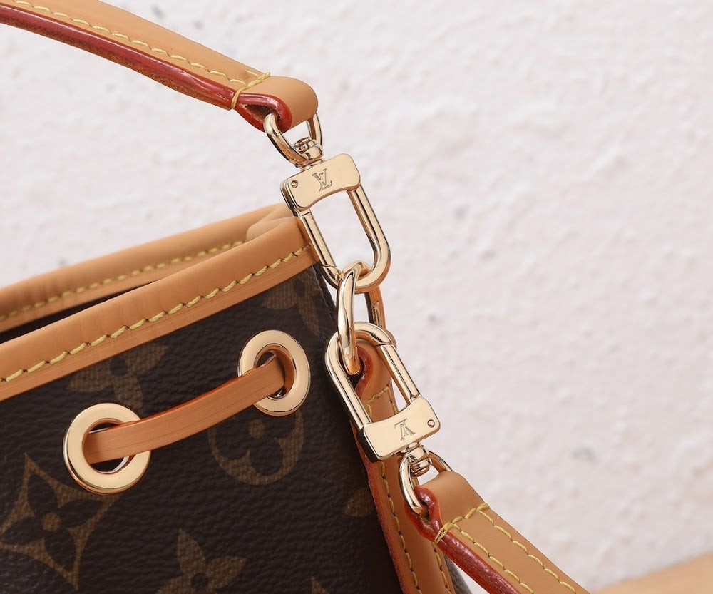 Dragons Bags ln Luxury Bag --97242