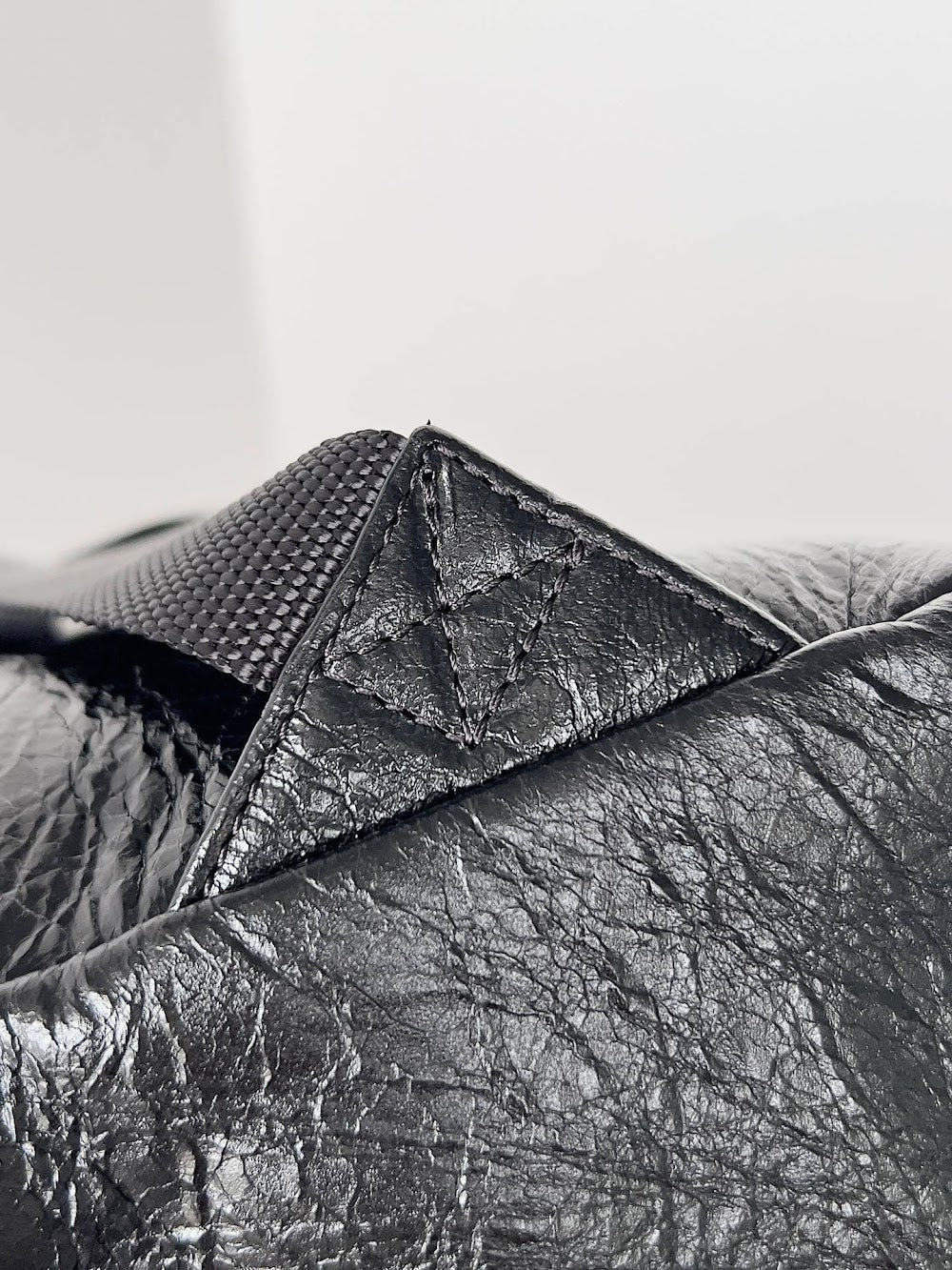 Dragons Bags Balenciaga Luxury Bag --111190