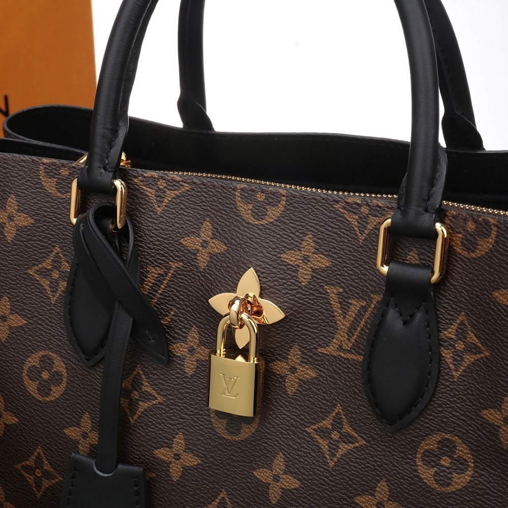 Dragons Bags ln Luxury Bag --59686