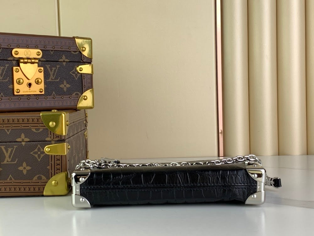 Dragons Bags ln Luxury Bag --62416