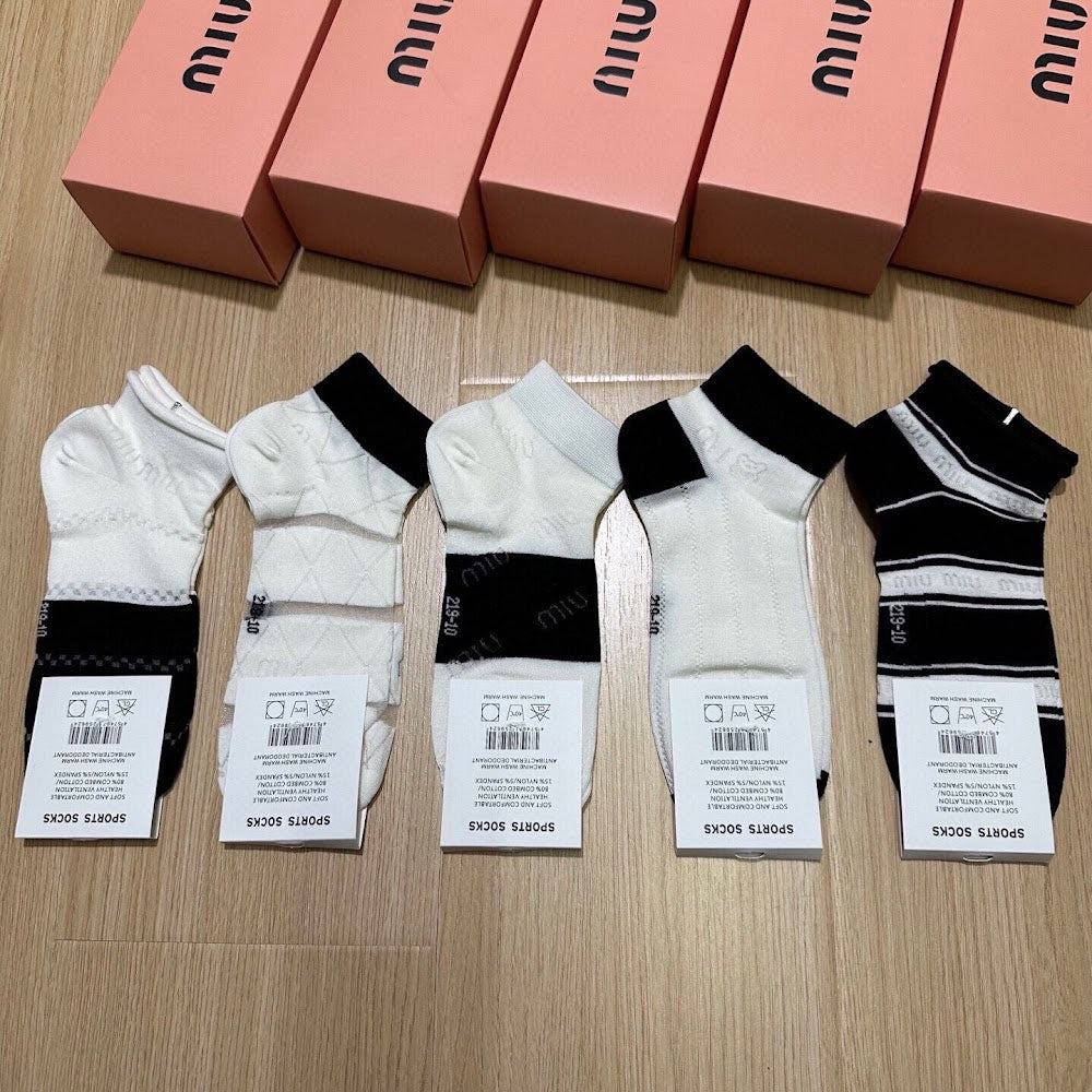 Dragons Bags Premium Luxury Socks --98304