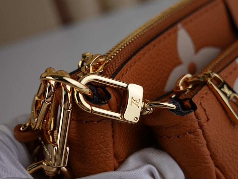 Dragons Bags ln Luxury Bag --67615